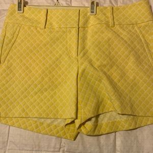 Yellow printed 3”inch seam NWT shorts.